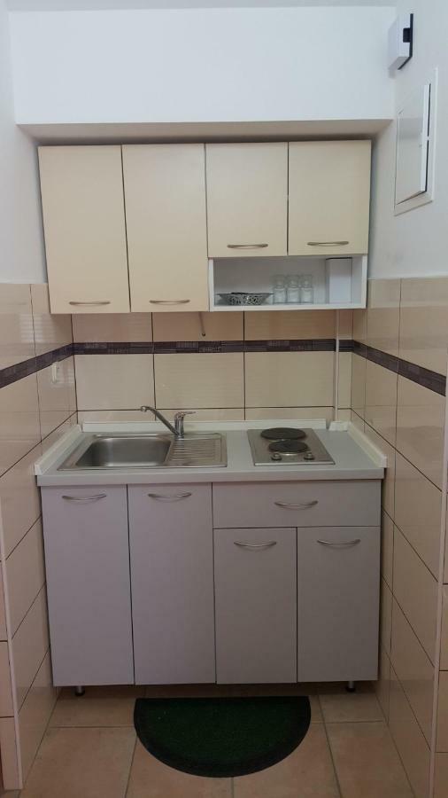 Apartmani Vesna Пинезичи Экстерьер фото